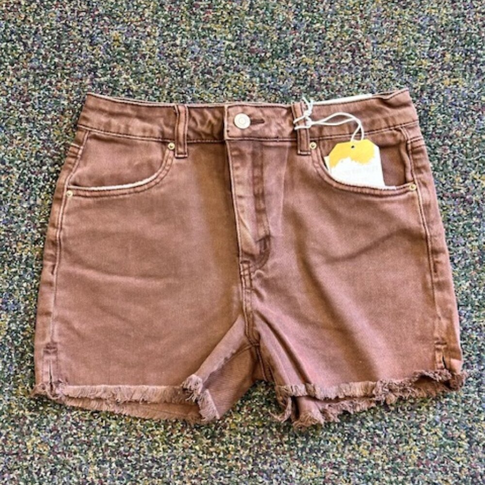 NWT Boutique Zenana Mahogany Acid Washed Mocha Frayed Cutoff Hem Shorts